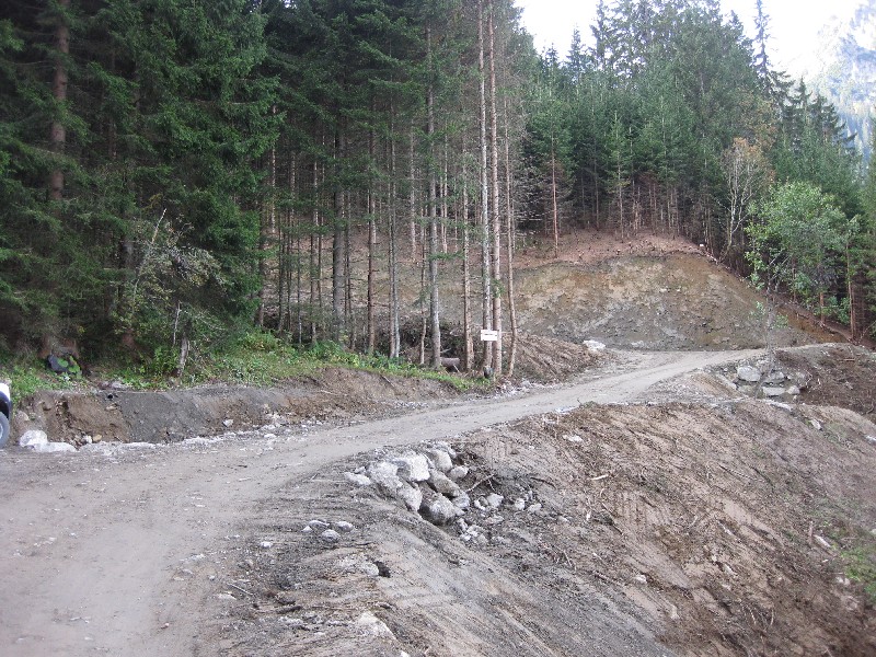 Forststraßen-Baustelle in Tschagguns